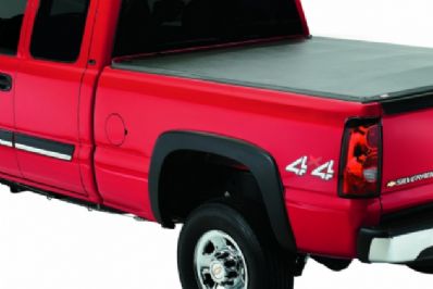 Lund GENESIS TRI-FOLD TONNEAU