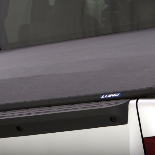 Lund GENESIS ELITE HINGED TONNEAU